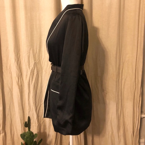 NWT Victoria’s Secret Tuxedo Robe - Picture 2 of 9